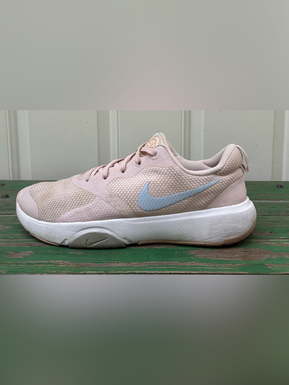 Nike City Rep Pink Sneakers Shoes DA1351-600 Womens Sz 8.5
